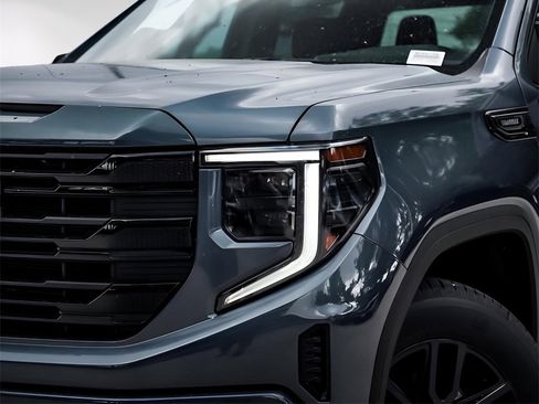 New 2026 GMC Sierra 1500 Elevation image 3