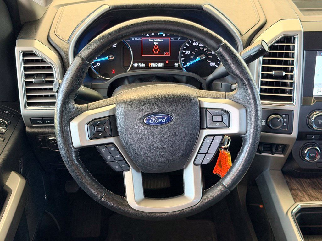 Used 2017 Ford F250 Lariat w/ Chrome Package AWD/4WD image 17