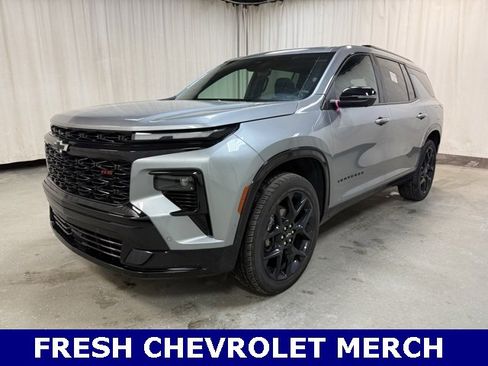 Used 2024 Chevrolet Traverse RS w/ LPO, Floor Liner Package image 10