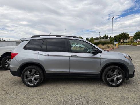 Used 2019 Honda Passport Touring image 5