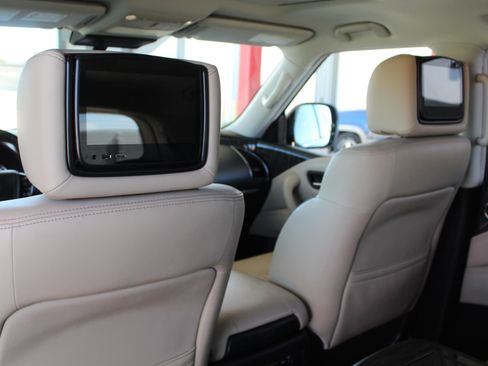 Used 2023 Nissan Armada Platinum w/ Captain's Chairs Package RWD image 34