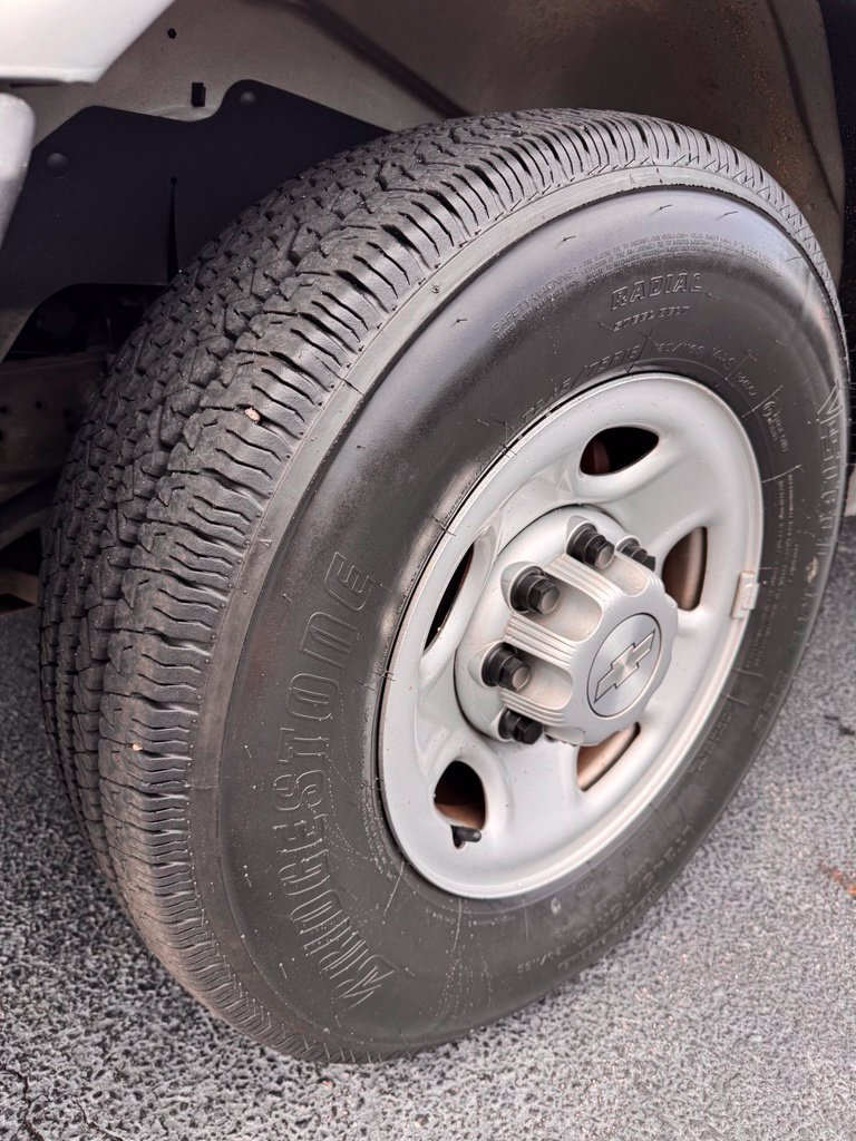 Used 2019 Chevrolet Express 2500 LS RWD image 24