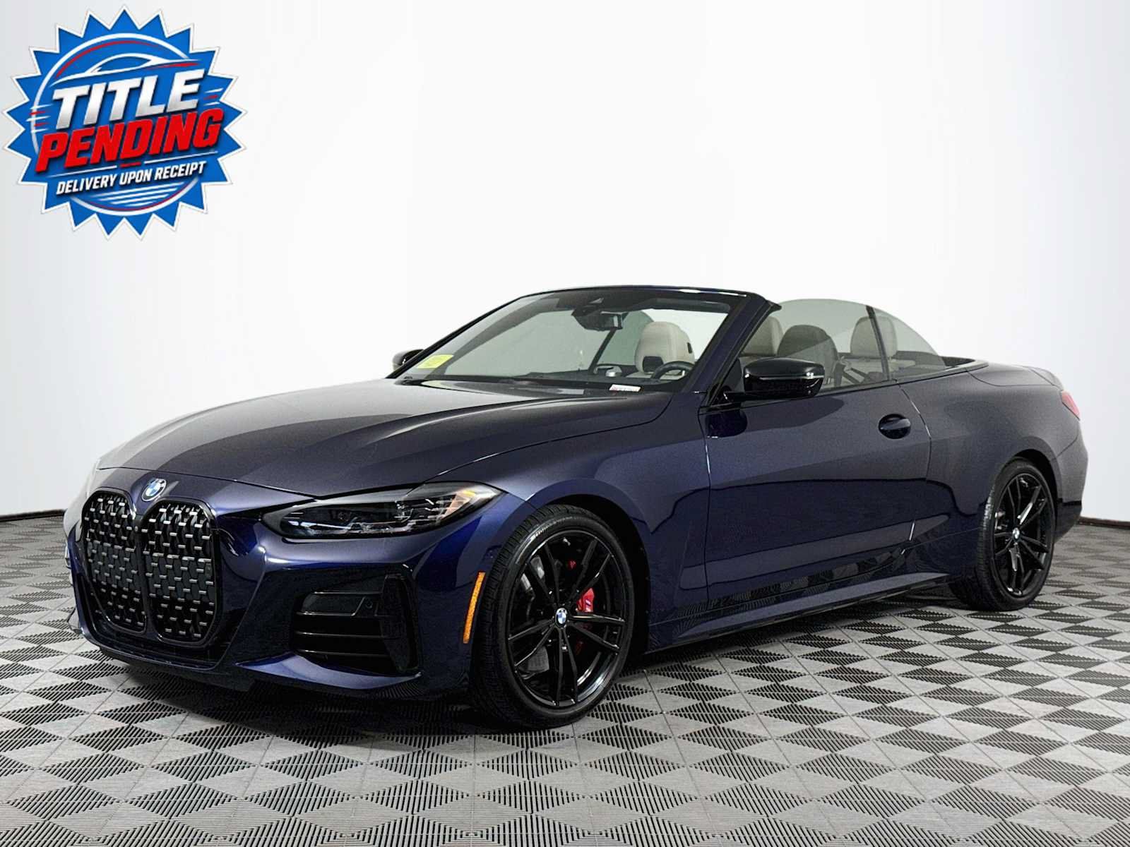Used 2024 BMW M440i Convertible w/ Premium Package RWD image 1