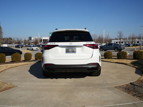 New 2026 Mercedes-Benz GLE 53 AMG 4MATIC image 6