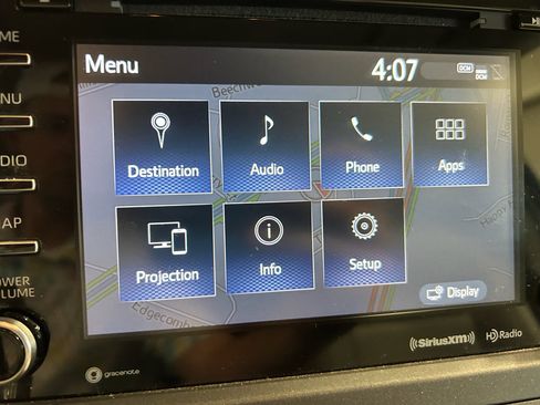 Used 2019 Toyota Sienna XLE w/ XLE Navigation Package FWD image 22