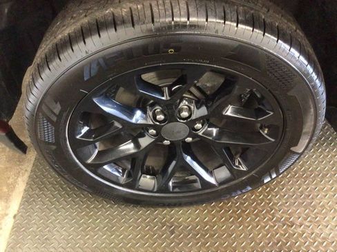 Used 2019 RAM 1500 Big Horn AWD/4WD image 26