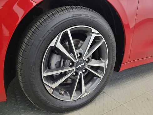 Used 2024 Kia Forte LXS FWD image 31
