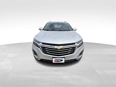 Used 2022 Chevrolet Equinox Premier AWD/4WD image 3
