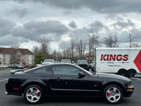 Used 2006 Ford Mustang GT Premium image 8