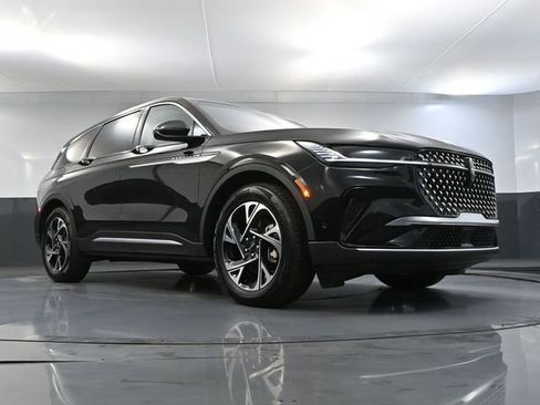 Used 2024 Lincoln Nautilus Premier w/ Equipment Group 102A image 60