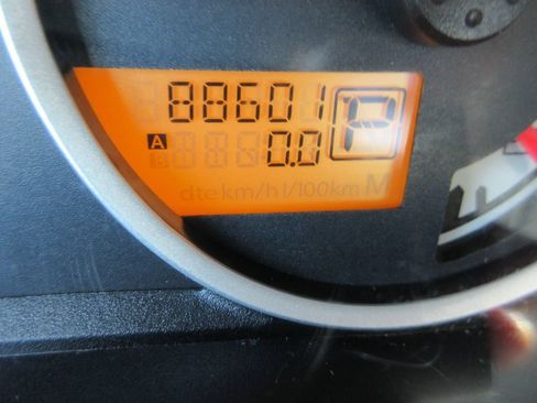 Used 2016 Nissan Frontier PRO-4X AWD/4WD image 35