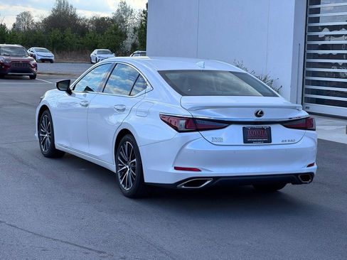 Used 2022 Lexus ES 350 w/ Premium Package FWD image 7