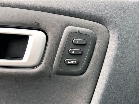 Used 2013 Honda Pilot Touring image 31