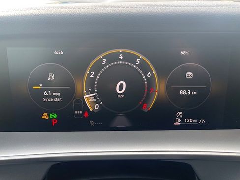 New 2025 Volkswagen Tiguan SE image 15