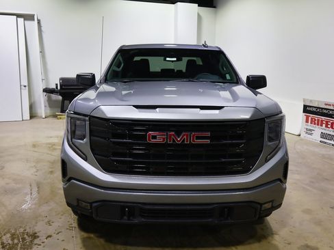 New 2026 GMC Sierra 1500 Elevation image 24