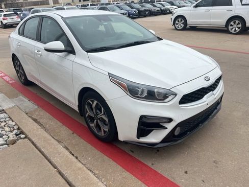 Used 2019 Kia Forte LXS image 4