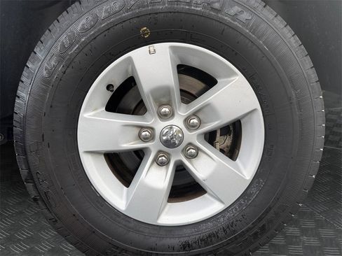 Certified 2024 RAM 1500 Classic SLT image 20