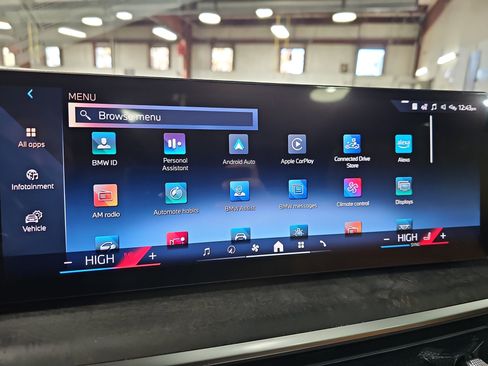 New 2026 BMW X5 xDrive40i w/ Climate Comfort Package image 24