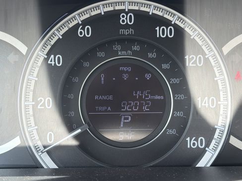 Used 2017 Honda Accord EX-L image 10