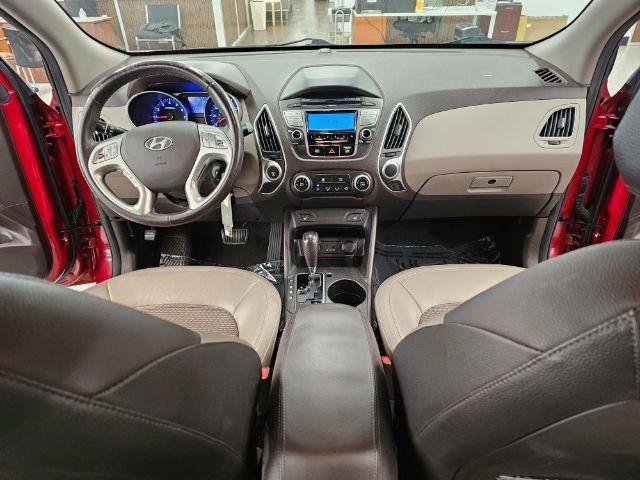 Used 2012 Hyundai Tucson GLS AWD/4WD image 14