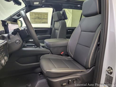 New 2026 Chevrolet Tahoe Premier image 8