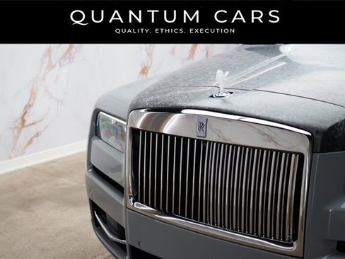 Used 2020 Rolls-Royce Cullinan AWD/4WD image 12