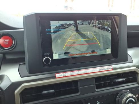 New 2025 Toyota Tacoma TRD Off-Road image 15