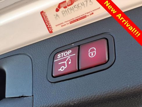 Used 2022 Mercedes-Benz GLC 300 image 24