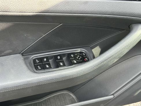 Used 2020 Porsche Panamera image 14