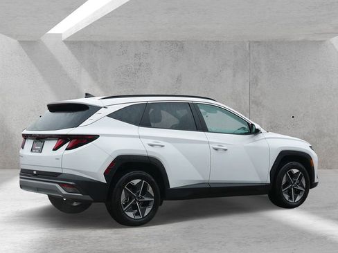 Used 2025 Hyundai Tucson SEL image 3