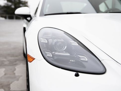 Certified 2025 Porsche 718 Cayman GT4 image 13