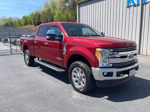 Certified 2017 Ford F250 Lariat w/ Lariat Ultimate Package AWD/4WD image 4