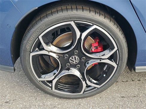 New 2026 Volkswagen GTI Autobahn image 5