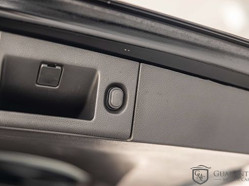 Used 2020 Chevrolet Tahoe Premier RWD image 18