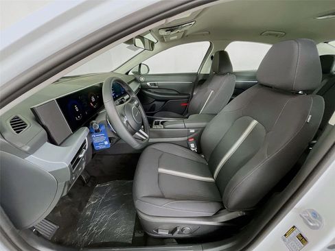 New 2026 Hyundai Sonata SEL FWD image 14