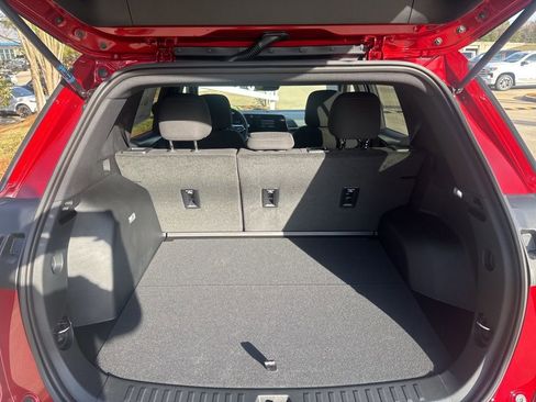 New 2026 Chevrolet Equinox LT w/ Safety and Technology Package FWD image 15