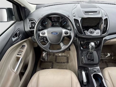 Used 2015 Ford Escape Titanium image 25