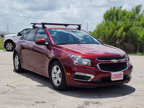 Used 2015 Chevrolet Cruze LT FWD image 3