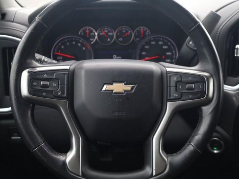 Used 2021 Chevrolet Silverado 1500 LT w/ Z71 Off-Road Package AWD/4WD image 7