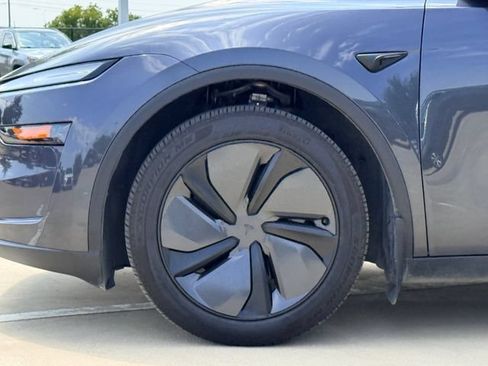 Used 2026 Tesla Model Y Long Range AWD/4WD image 7