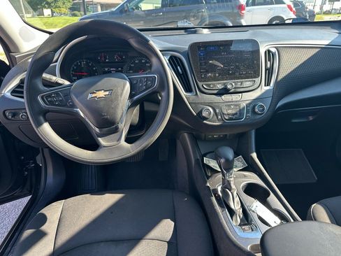 Used 2023 Chevrolet Malibu LS FWD image 15