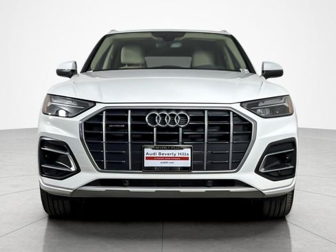 Used 2023 Audi Q5 2.0T Premium w/ Convenience Package AWD/4WD image 8
