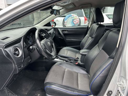 Used 2017 Toyota Corolla SE w/ Carpet Mat Package (TMS) FWD image 8