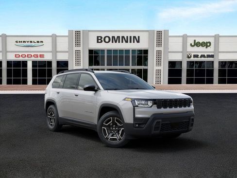 New 2026 Jeep Cherokee Laredo AWD/4WD image 5