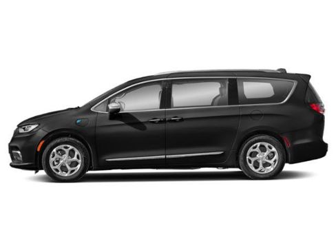 Used 2023 Chrysler Pacifica Touring-L FWD image 3