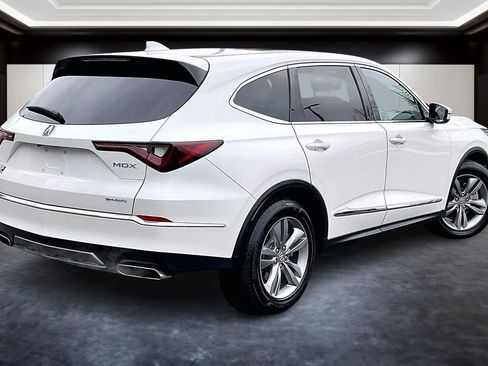 Certified 2025 Acura MDX SH-AWD image 2