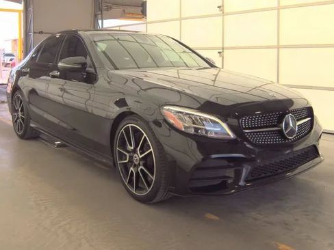 Used 2020 Mercedes-Benz C 300 Sedan image 4