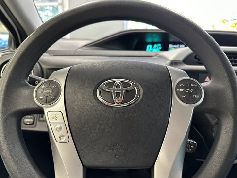 Used 2012 Toyota Prius C Three image 28