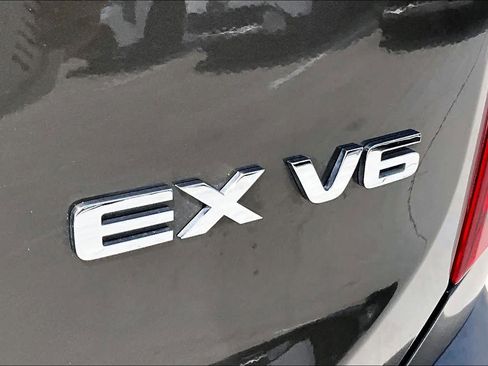 Used 2021 Kia Telluride EX w/ Towing Package FWD image 10