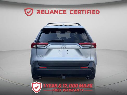 Used 2020 Toyota RAV4 XLE w/ Convenience Package AWD/4WD image 5